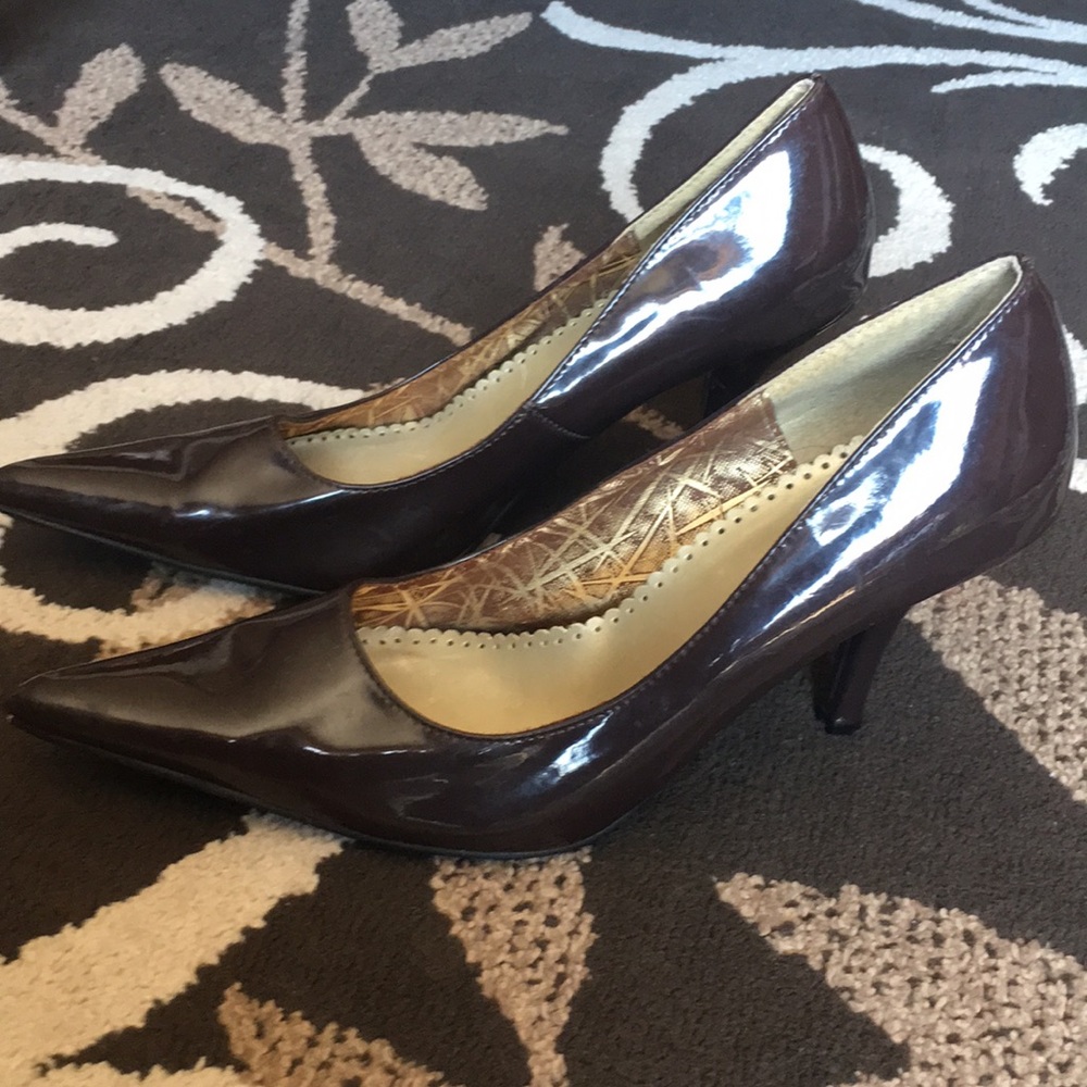 Maurice’s Brown Heels